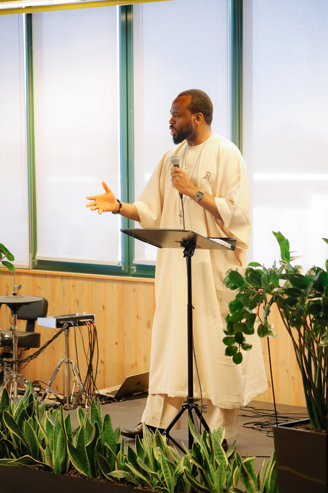 Teaching during a Kingdom Life gathering